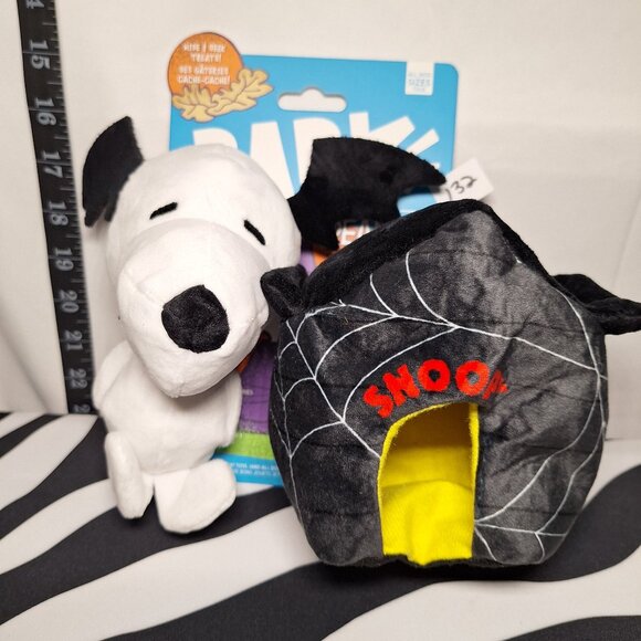 NWT Bark Snoopy's Haunted Dog House Dog Toy - Picture 1 of 2